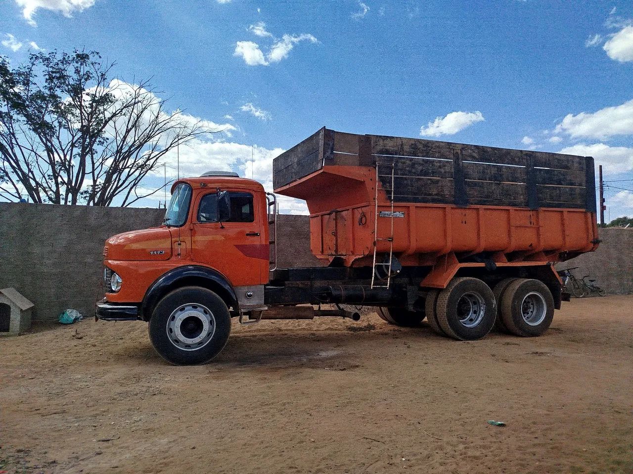Mb 1113 caçamba  - Foto 2