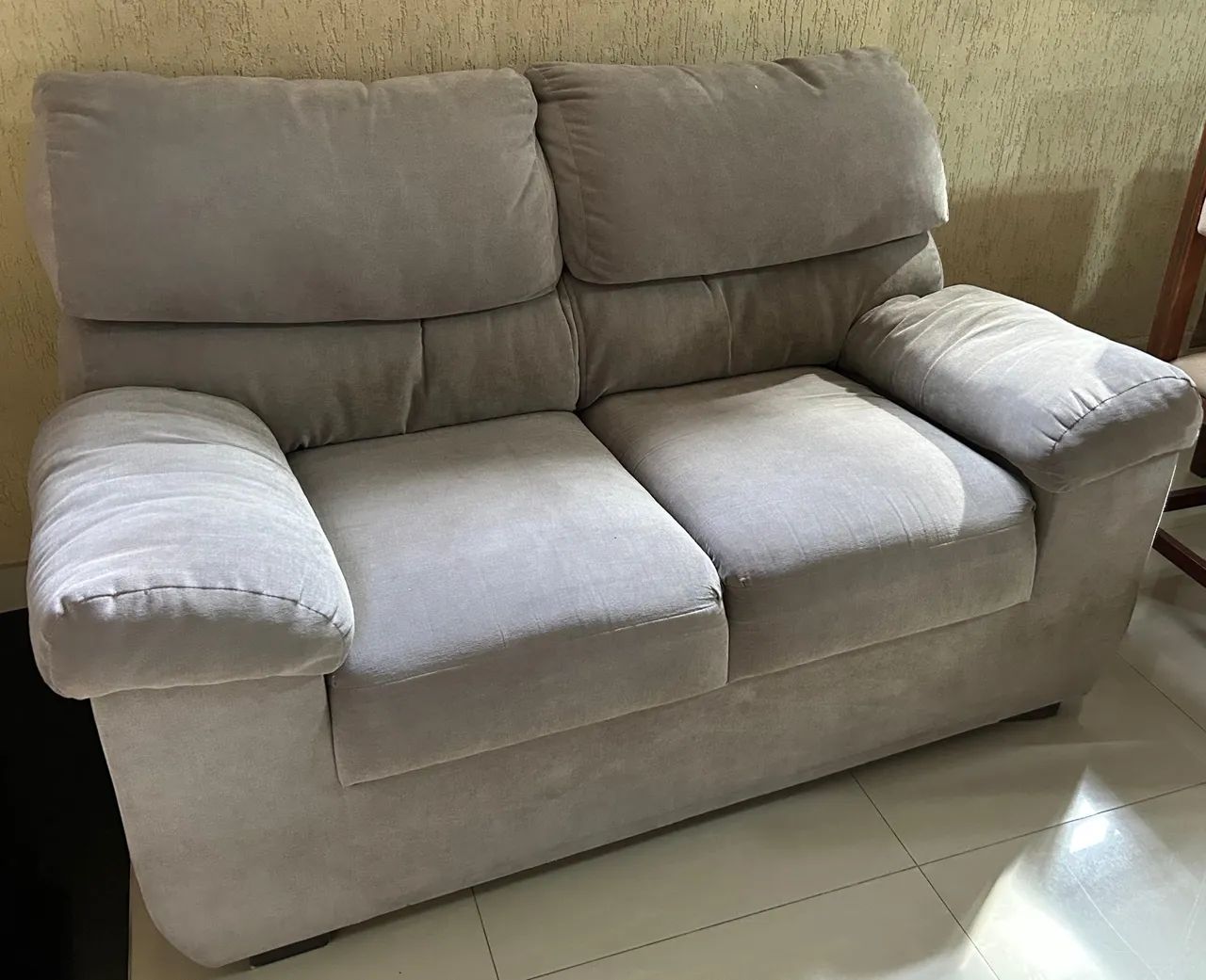 Sofá dois lugares 