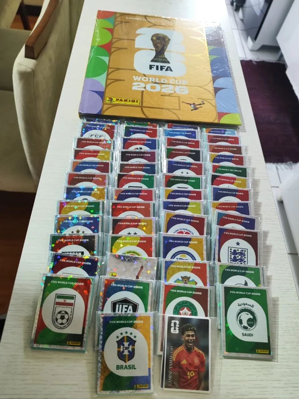 Álbum Copa do Mundo 2026 Panini Dourado Lacrado Completo Com todas as Figurinhas