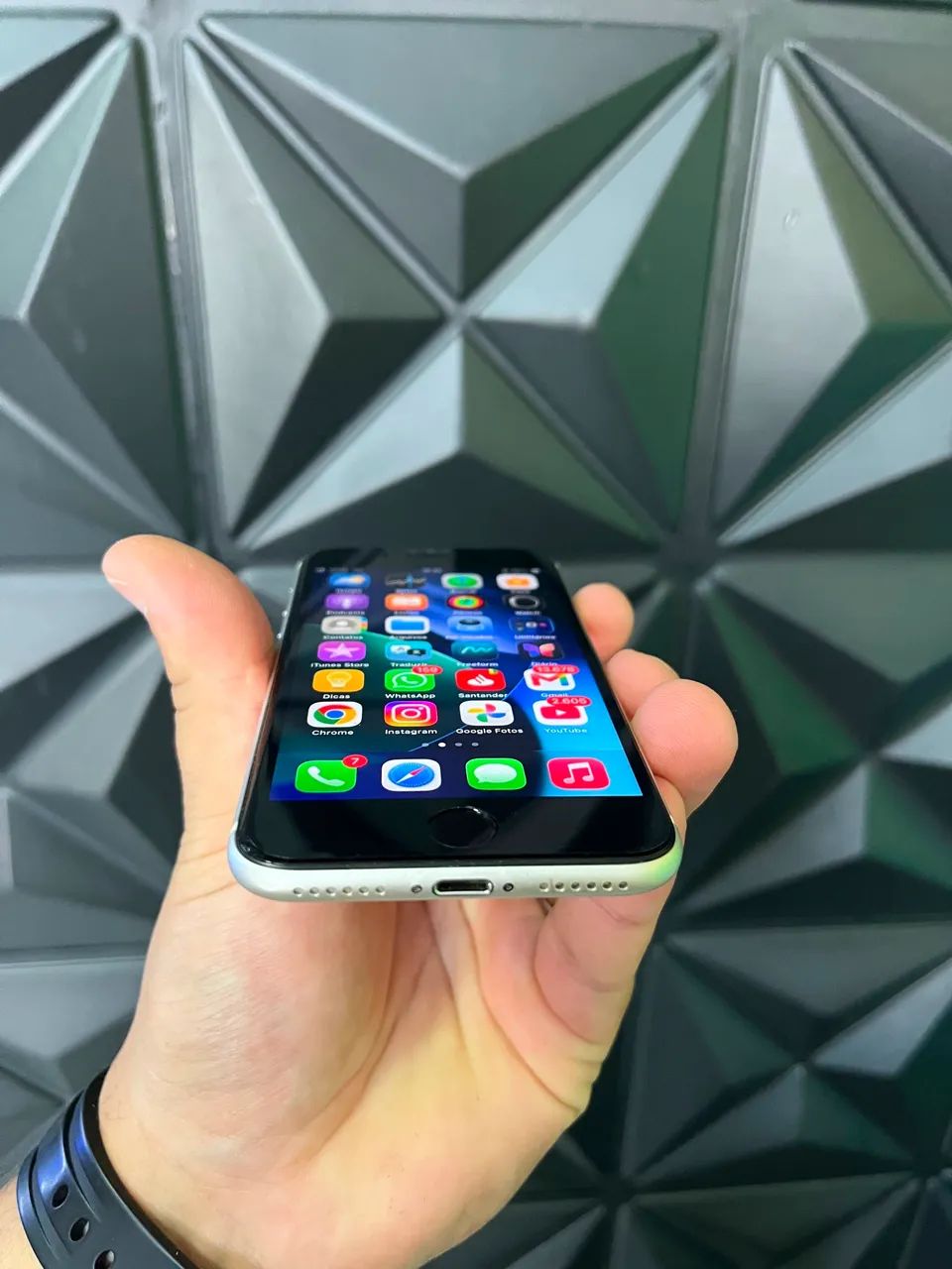 iPhone SE terceira geração top funcionando perfeitamente  - Foto 4