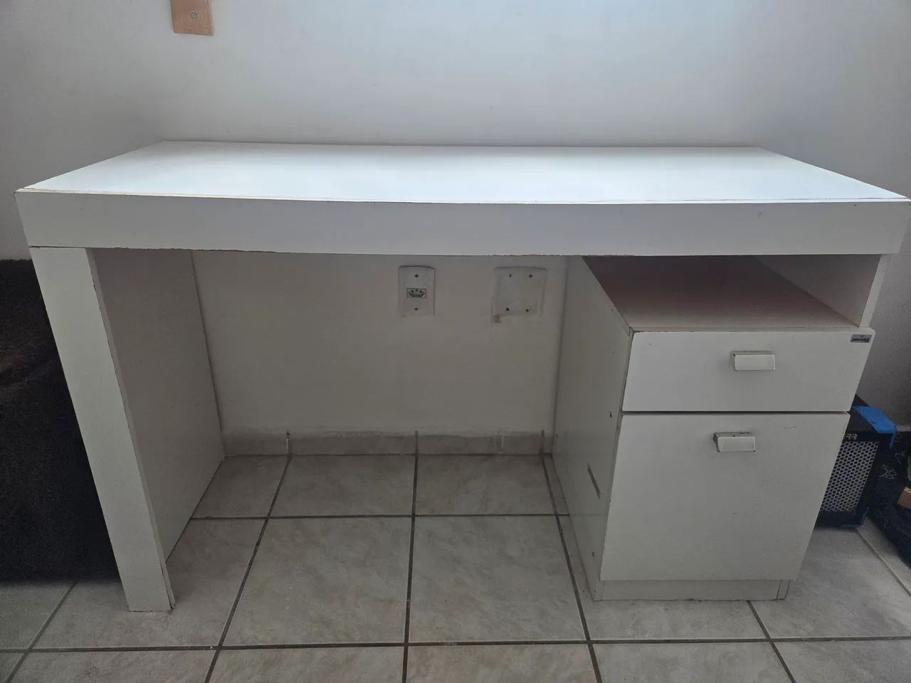 Escrivaninha usada