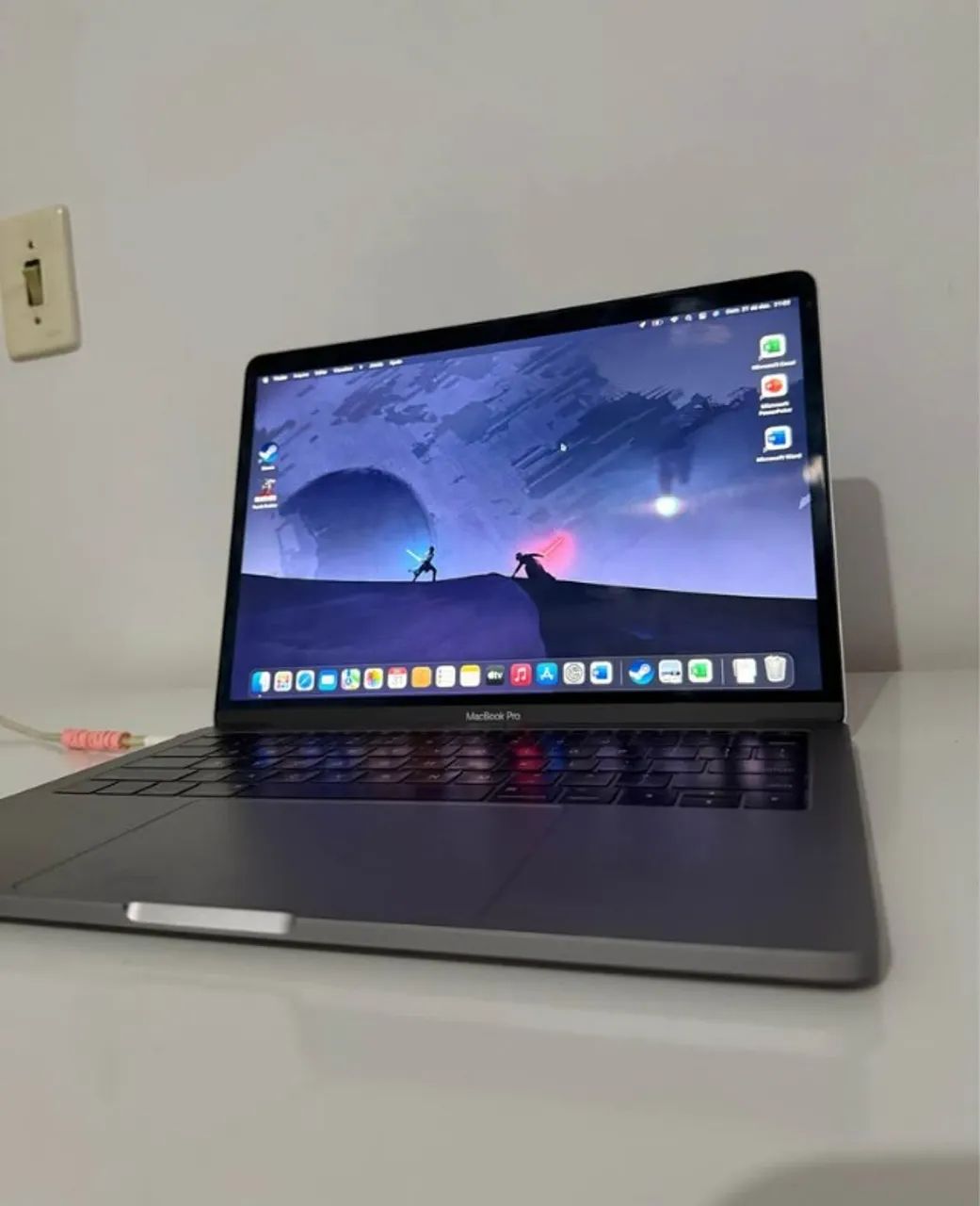 Macbook Pro A1708 13.3 8GB Cinza-Espacial - Notebooks - Centro