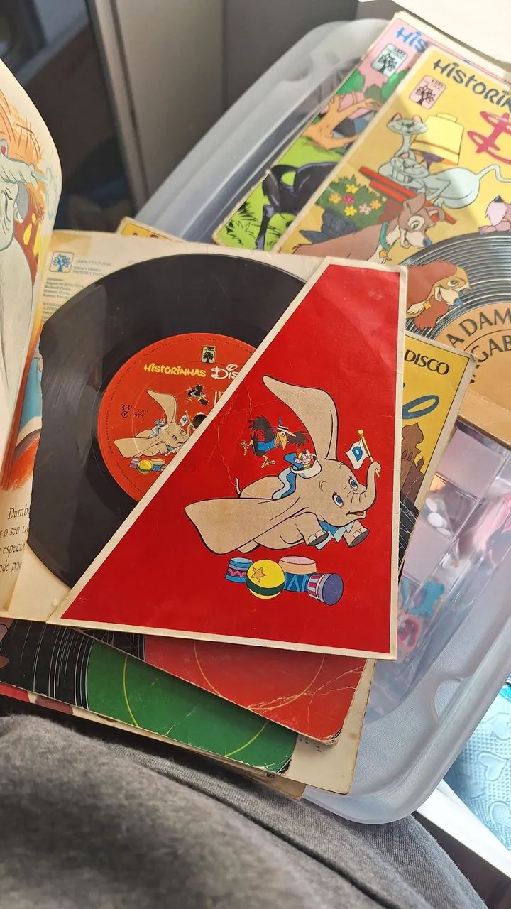 Livros Disney com Vinil - Foto 2