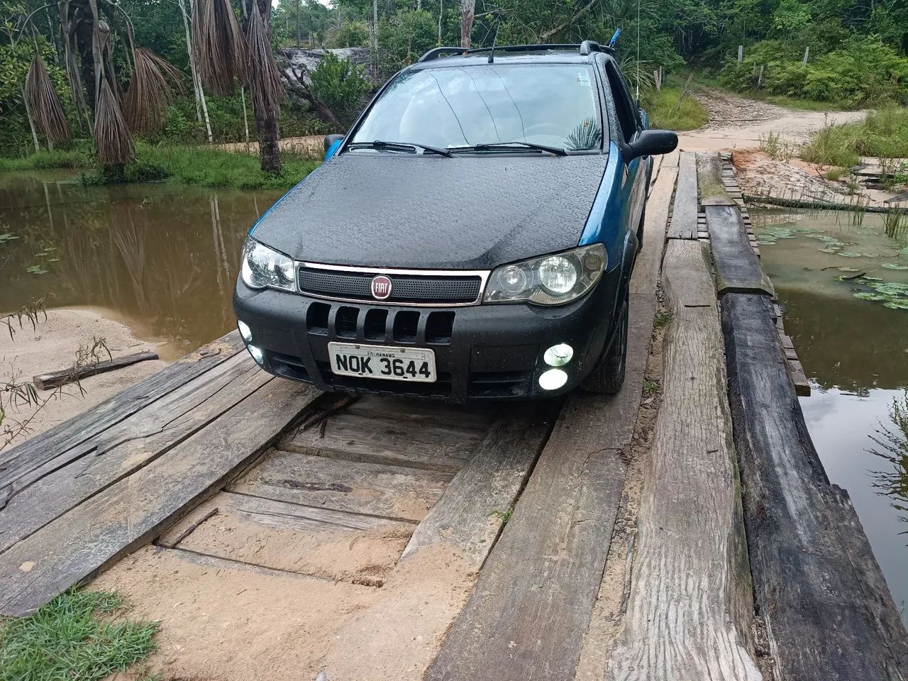 Fiat Strada 1.4 MPI Fire Flex 8V CE 2009 - Foto 5