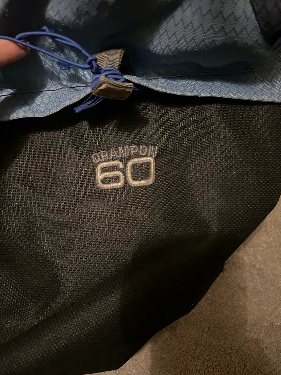Mochila 60 litros Trilhas e Rumos sem rasgos  - Foto 4