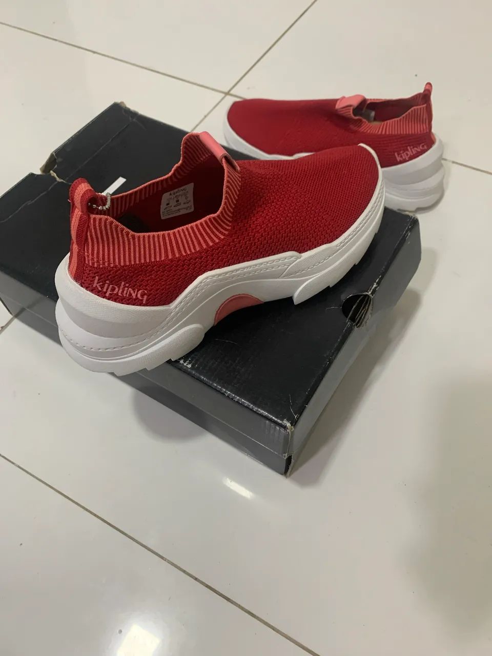 Tênis Kipling vermelho novo  - Foto 3