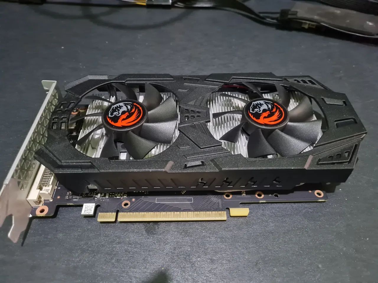 GTX1650 SUPER 4GB.