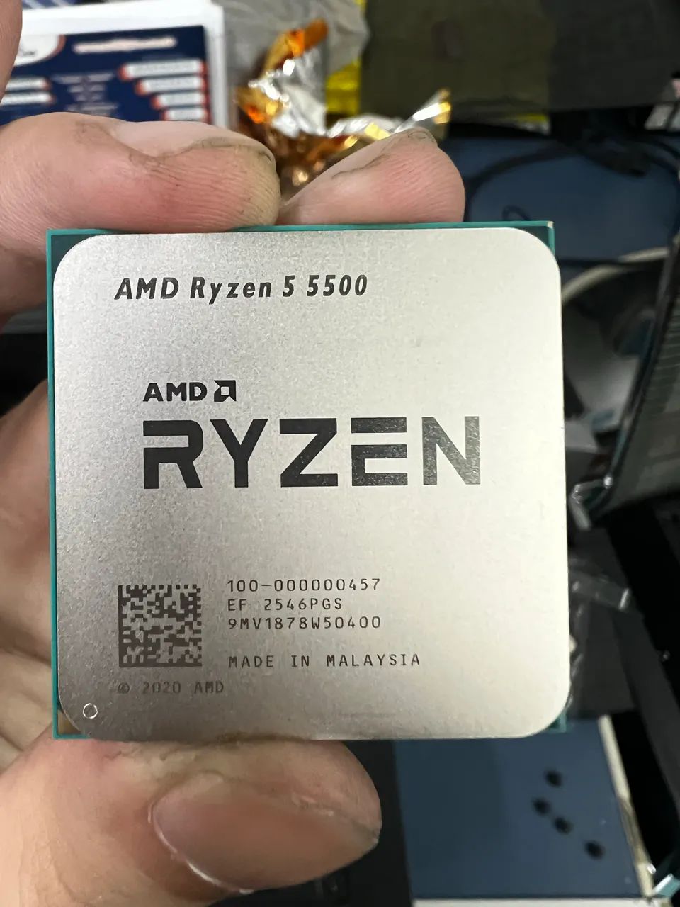 AMD Ryzen 5 2600 3.6GHz (Caixa e Cooler)