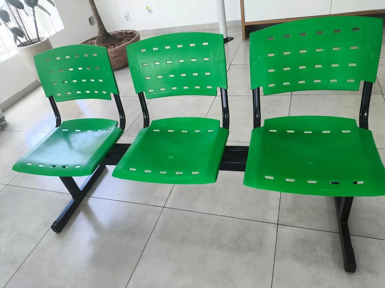 Cadeira de Clínica 3 Lugares