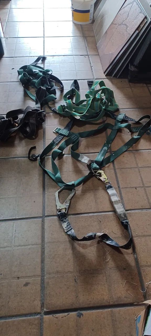 Cintos de segurança usados  - Foto 4