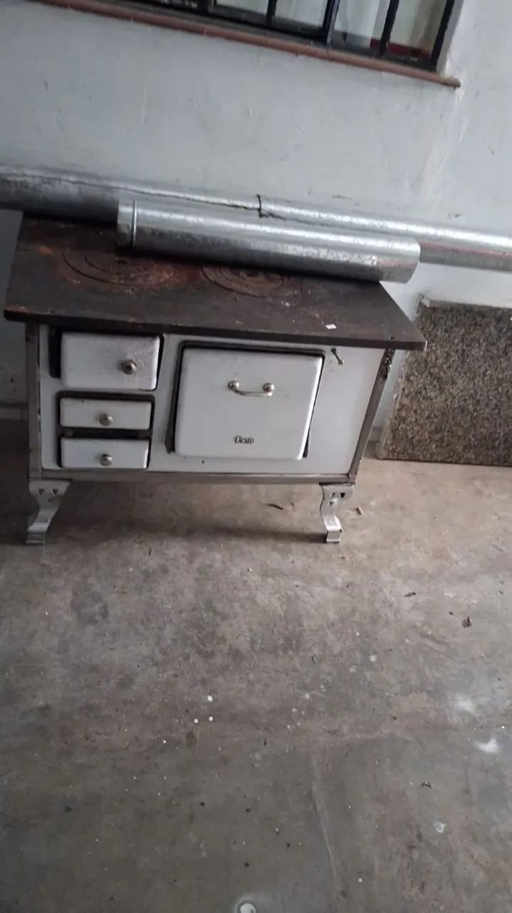Fogão a Lenha com Chaminé