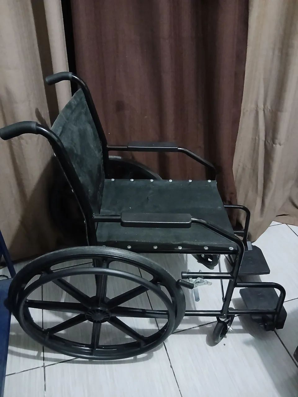 Cadeira de rodas  - Foto 3