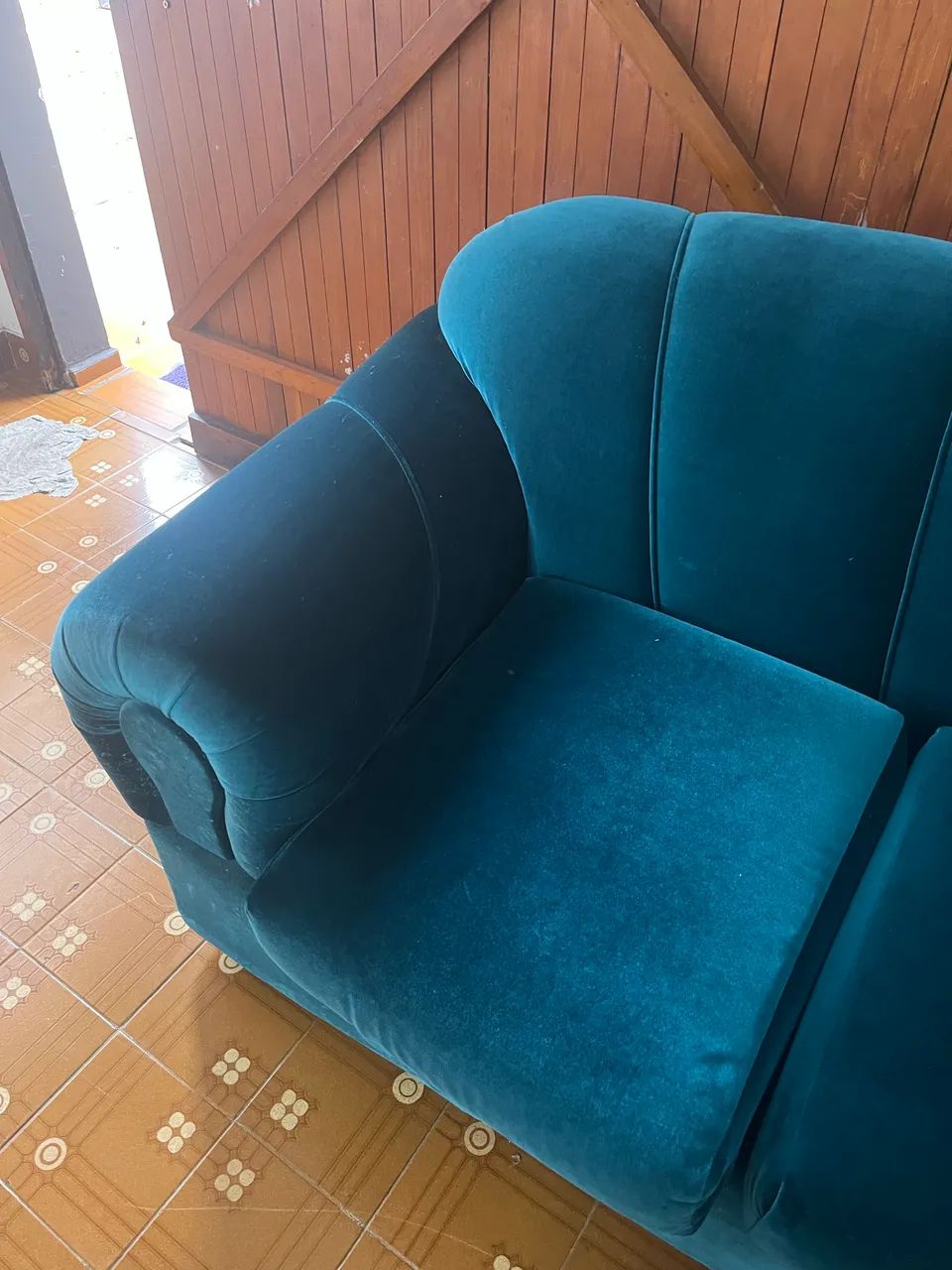 Sofá Veludo 3 Lugares