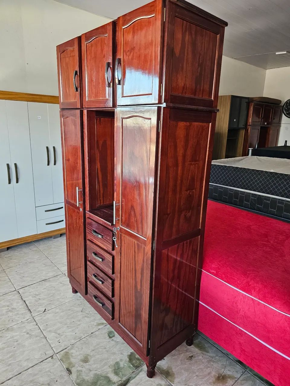 Guarda roupa de pinho usado  - Foto 3