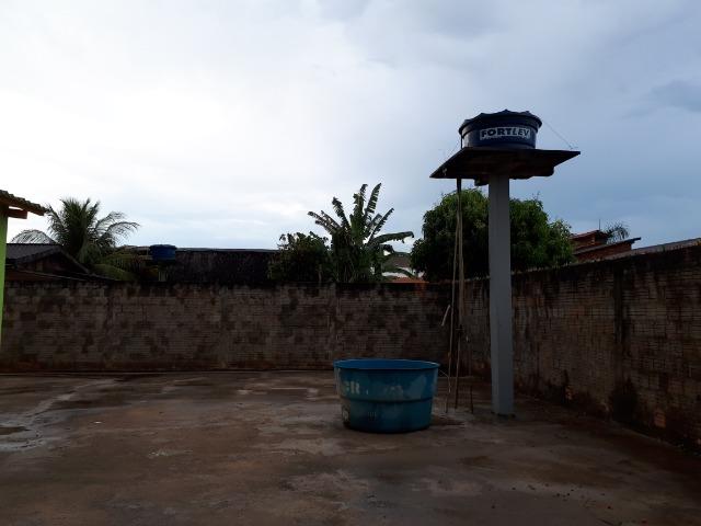 Aluga-se casa no loteamento Santo Afonso, bem localizada e rua asfaltada - Foto 9