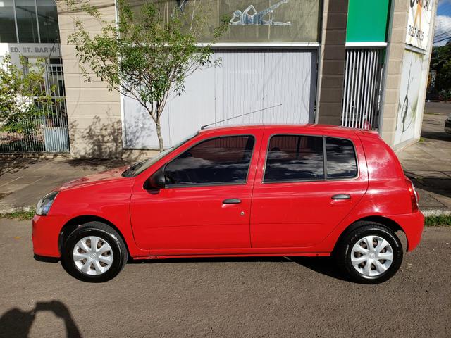 Renault clio expression 1.0 16v 4 portas completo 2013/2014 *único dono* placa i - Foto 3