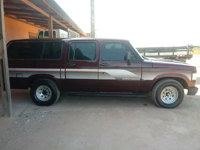 D20 Diesel 9 lugares ano 91