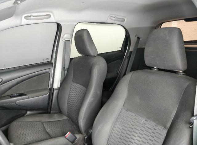 Etios 1.5 Hb Xs completo 2014 - Foto 13