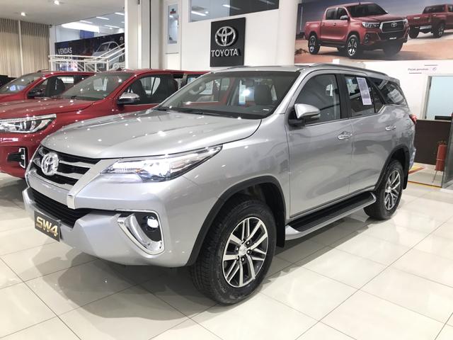 Toyota SW4 SRX 7 lugares Diesel última unidade