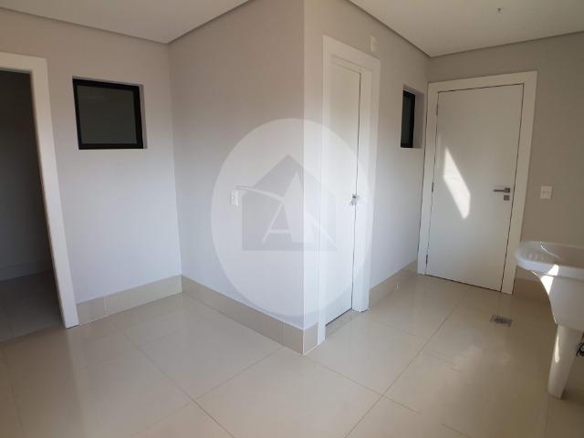 Apartamento duplex com 5 suítes sendo 1 master no Edifício Glam - Bairro Duque de Caxias - Foto 5
