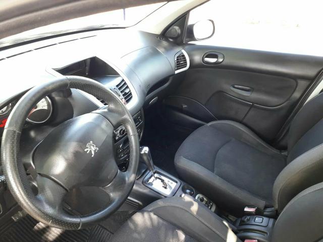 Peugeot 207 2012 Automático Estado de Zero KM - Foto 6