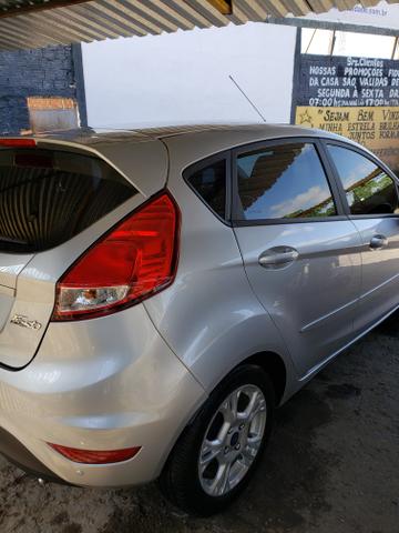 Ford Fiesta 1.6L SE Automático - Foto 13