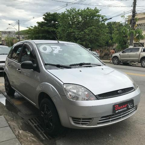 Ford Fiesta Hatch 2007 - 1.0 Flex - Foto 4