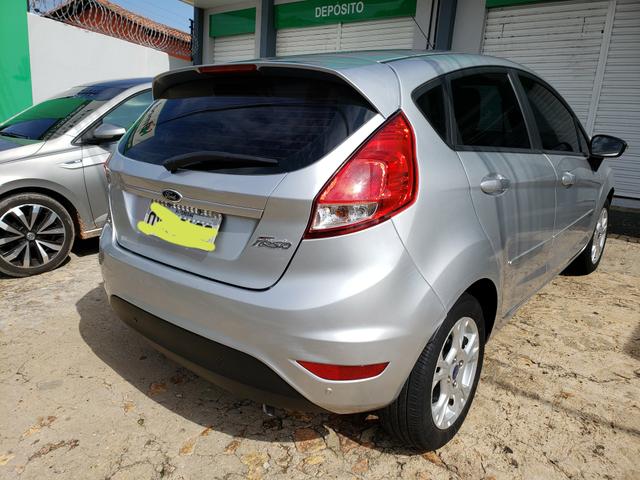 Ford Fiesta 1.6L SE Automático - Foto 5