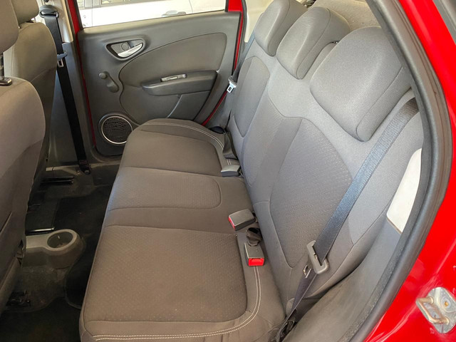 Fiat Grand Siena 1.4 2016 4P FLEX Manuel - 2016 - Foto 7