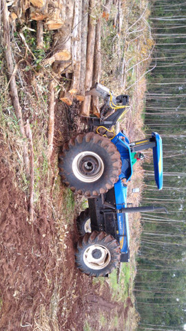Trator 7630 preparado para uso florestal com Mini skidder - Foto 5