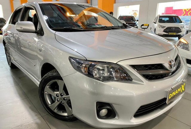 TOYOTA COROLA XRS 2.0 2013