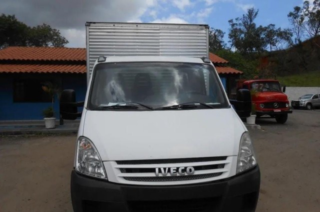 CAMINHÃO IVECO DAILY