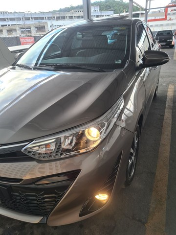 VENDO YARIS XLS TOP DE LINHA