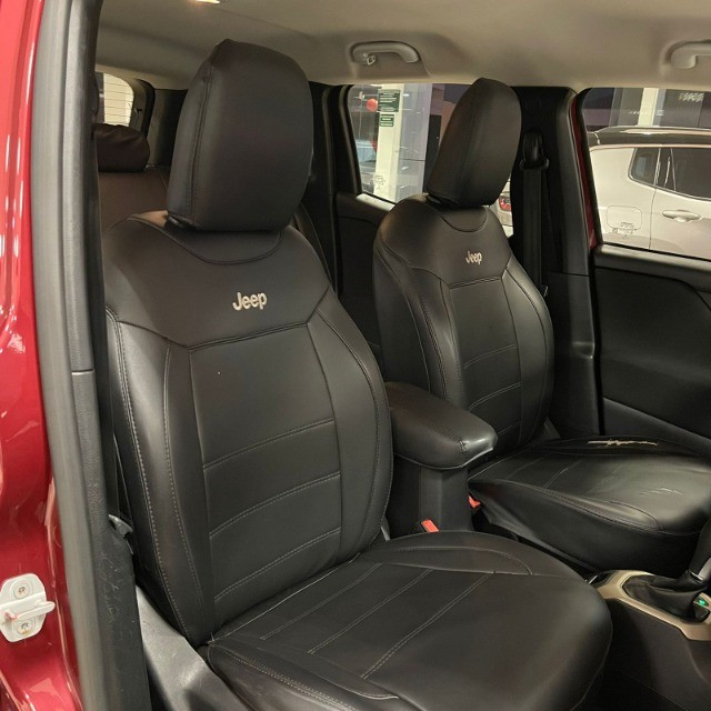 RENEGADE 1.8 SPORT 2016/2016 79.000 KM R$ 72.900,00