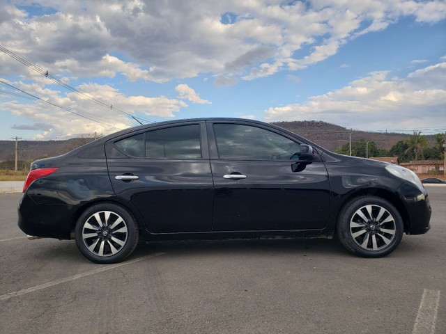 NISSAN VERSA SL 1.6 COMPLETO