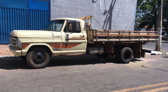 FORD F400 ANO 1981