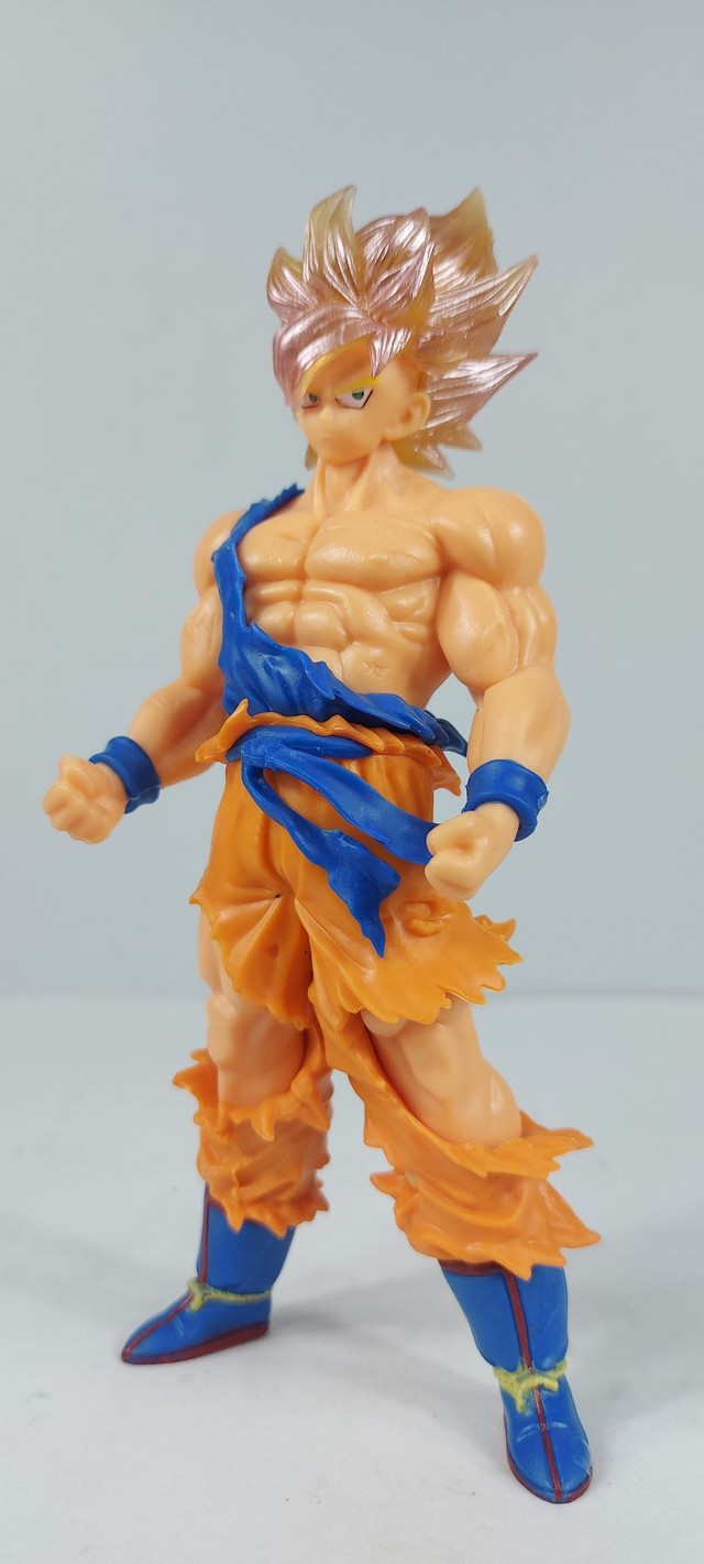 Boneco Dragon Ball Z - Goku Super Sayajin 1 - 20cm