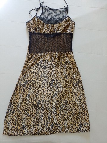 Camisola de cetim e renda  - Foto 3