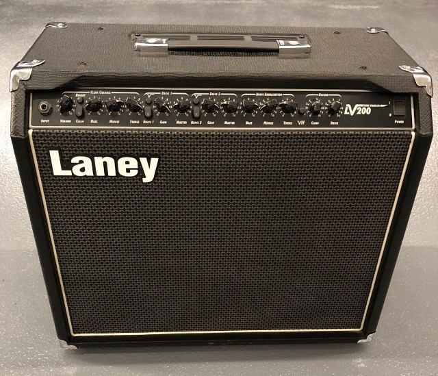Amplificador Laney LV200 65W em perfeito estado