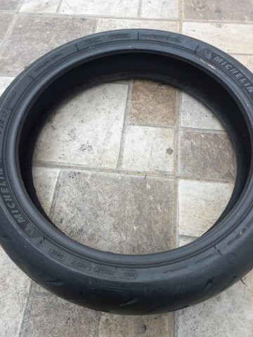 Pneu Michelin Power RS 120/70-17 - Foto 6