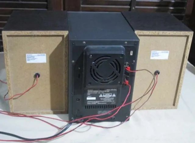 Microsystem Sony CMT- GS10 antigo mas funconal - Foto 4