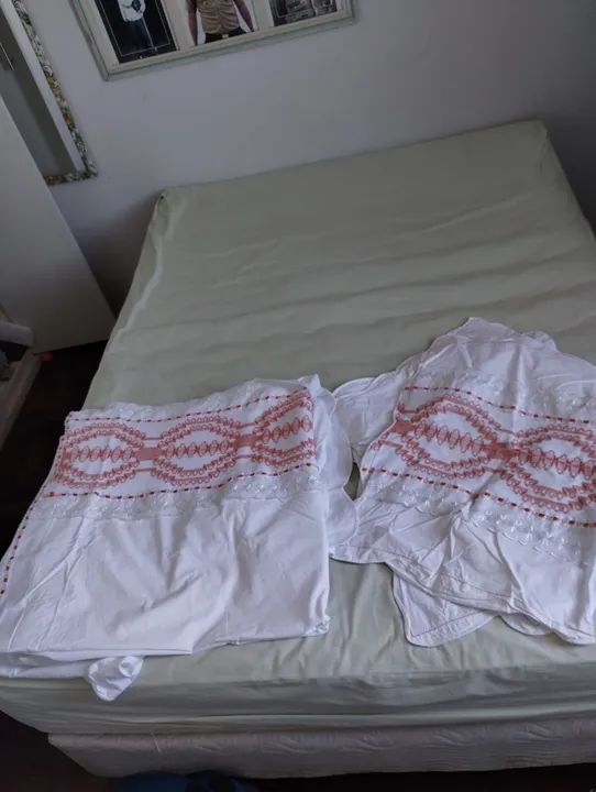 Lindo Jogo lençol+ 4 FRONHAS bordados  - Foto 2