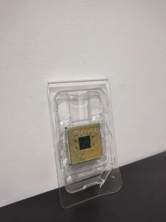 Processador AMD Ryzen 5 3400g Com Placa de video Vega AM4 - Foto 3