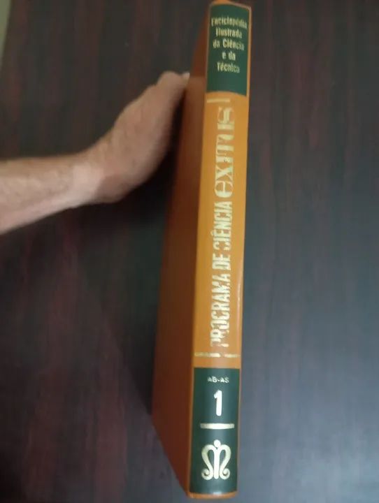 Vendo coleção de Enciclopédia ilustrada de Ciências e Técnica -EXITUS- 12 Volumes  - Foto 4