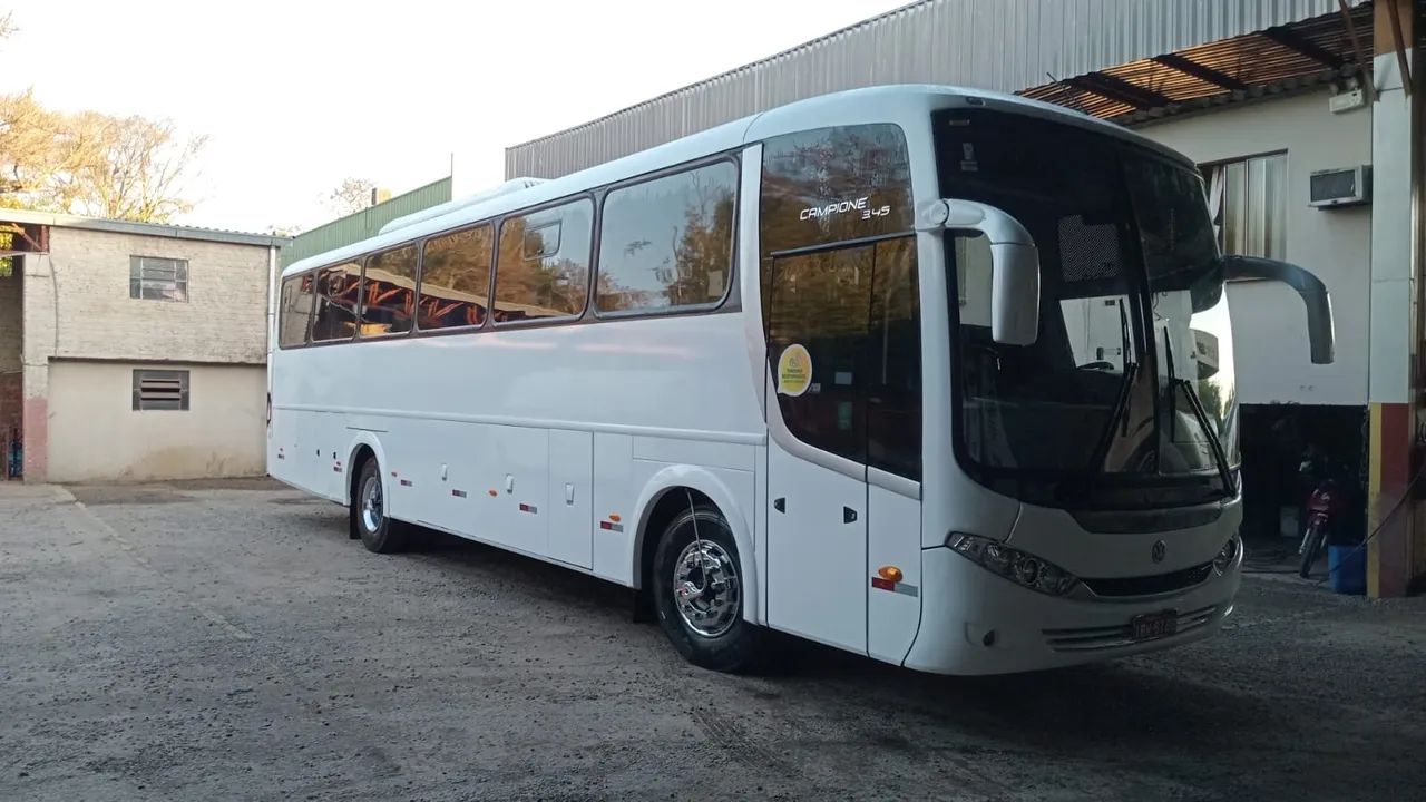 Ônibus rodoviário comil 3.45 2011 vw17-230 MWM