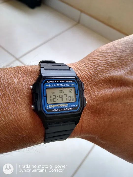 Casio F 105 Illuminator