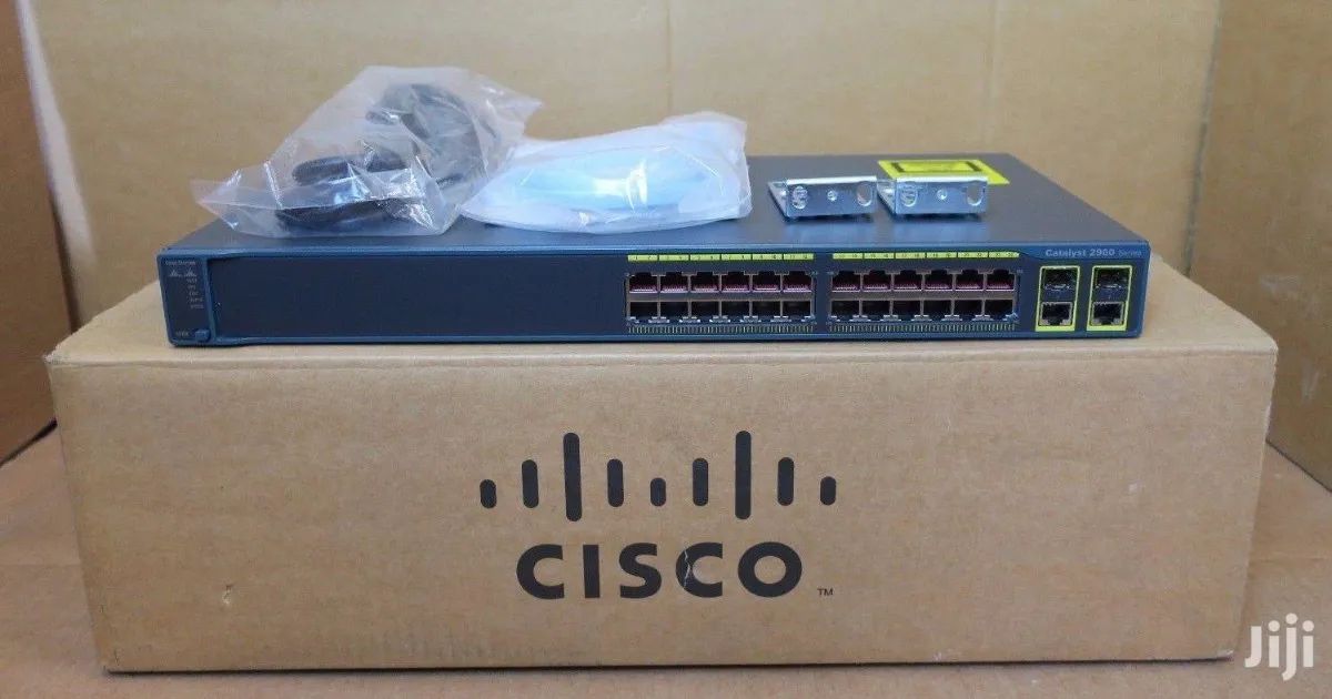 Switch Cisco 2960-24tc-l - Foto 2