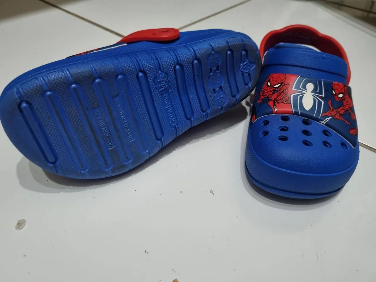Crocs Grandene infantil - Foto 2