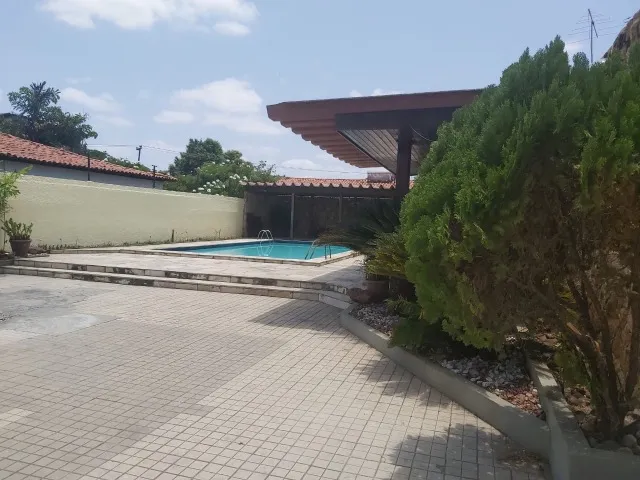Vende-se casa no bairro Ininga