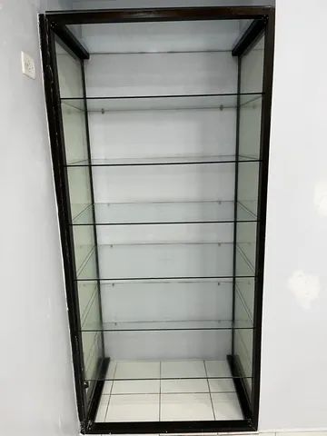 Armário expositor de vidro